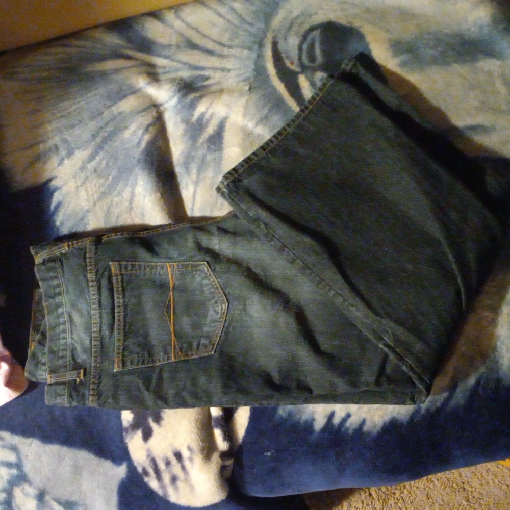 Aeropostal jeans size 36w 32l. Never worn